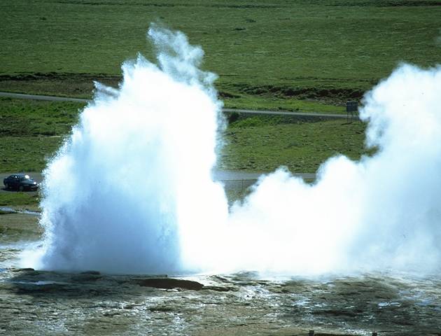 Eruption des Groen Geysir
