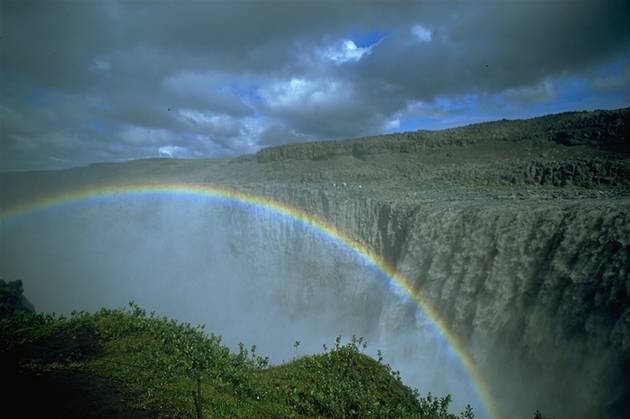 Dettifoss with rainbow