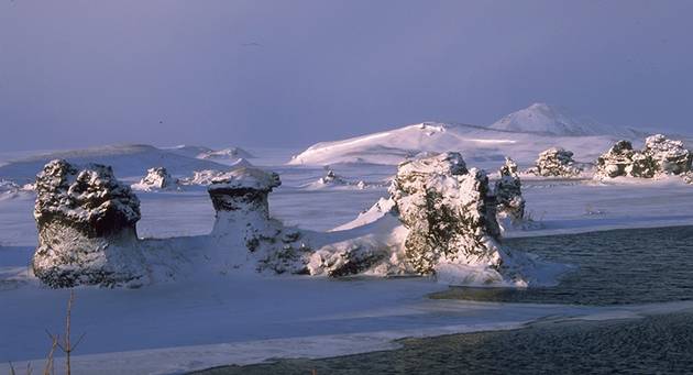 Rocks inside lake Mývatn